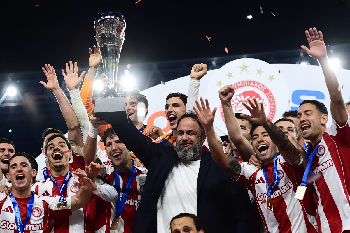 Ρεκόρ τίτλων για τον Βαγγέλη Μαρινάκη: Εχει τους περισσότερους στο ελληνικό ποδόσφαιρο